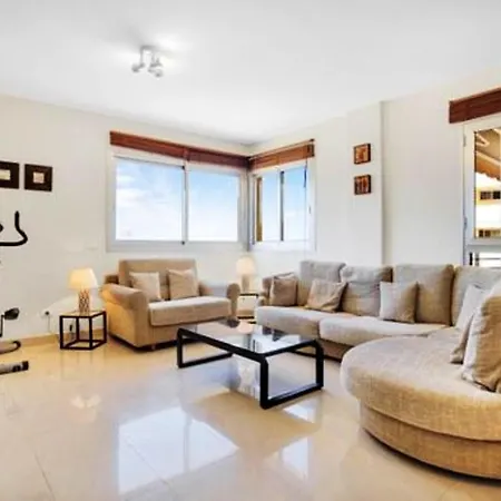 Lejlighed 2 Bedrooms With Sea View Shared Pool And Enclosed Garden At Adeje 1 Km Away From The Beach *