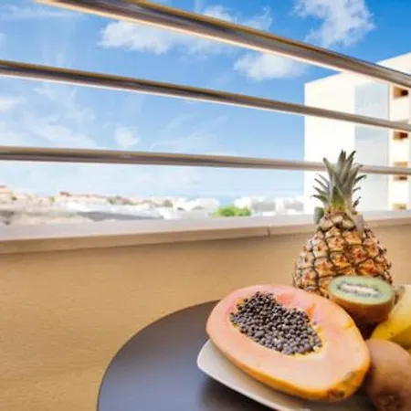 Lejlighed 2 Bedrooms With Sea View Shared Pool And Enclosed Garden At Adeje 1 Km Away From The Beach *