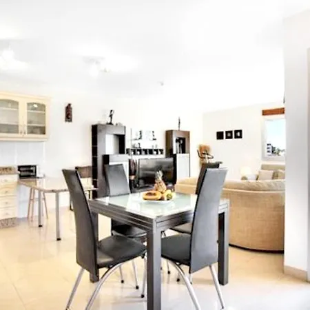 2 Bedrooms With Sea View Shared Pool And Enclosed Garden At Adeje 1 Km Away From The Beach Costa Adeje (Tenerife)